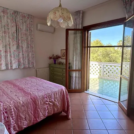 Le Terrazze House With Swimming Pool In Apartment